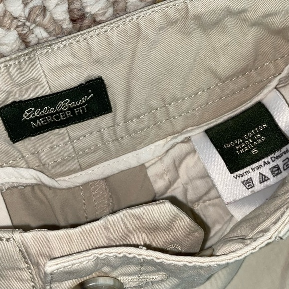2 for $20 or 5 for $40
EDDIE BAUER CHINO PANTS - SZ. 6 - Picture 9 of 10